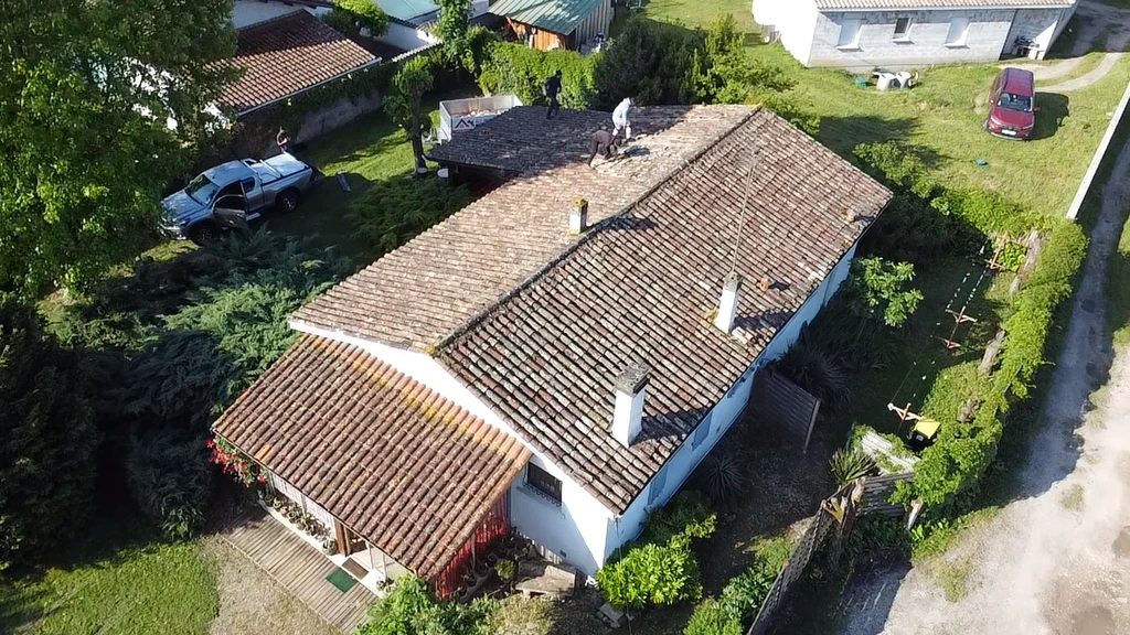 Rénovation de couverture — avant les travaux de finition
